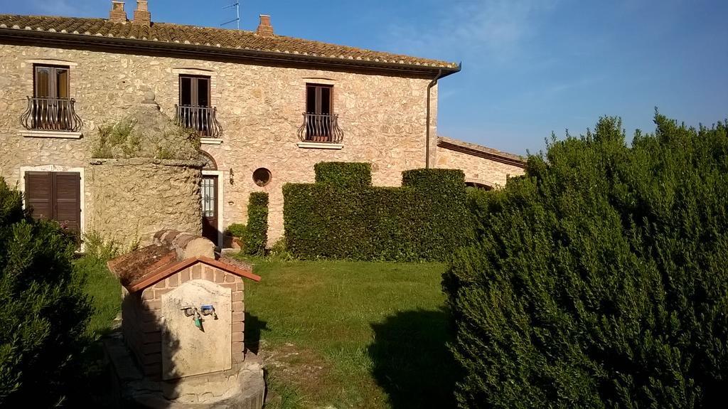 Agriturismo Il Poggiolo Montemerano Bagian luar foto